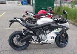 2025 CF MOTO 675SS