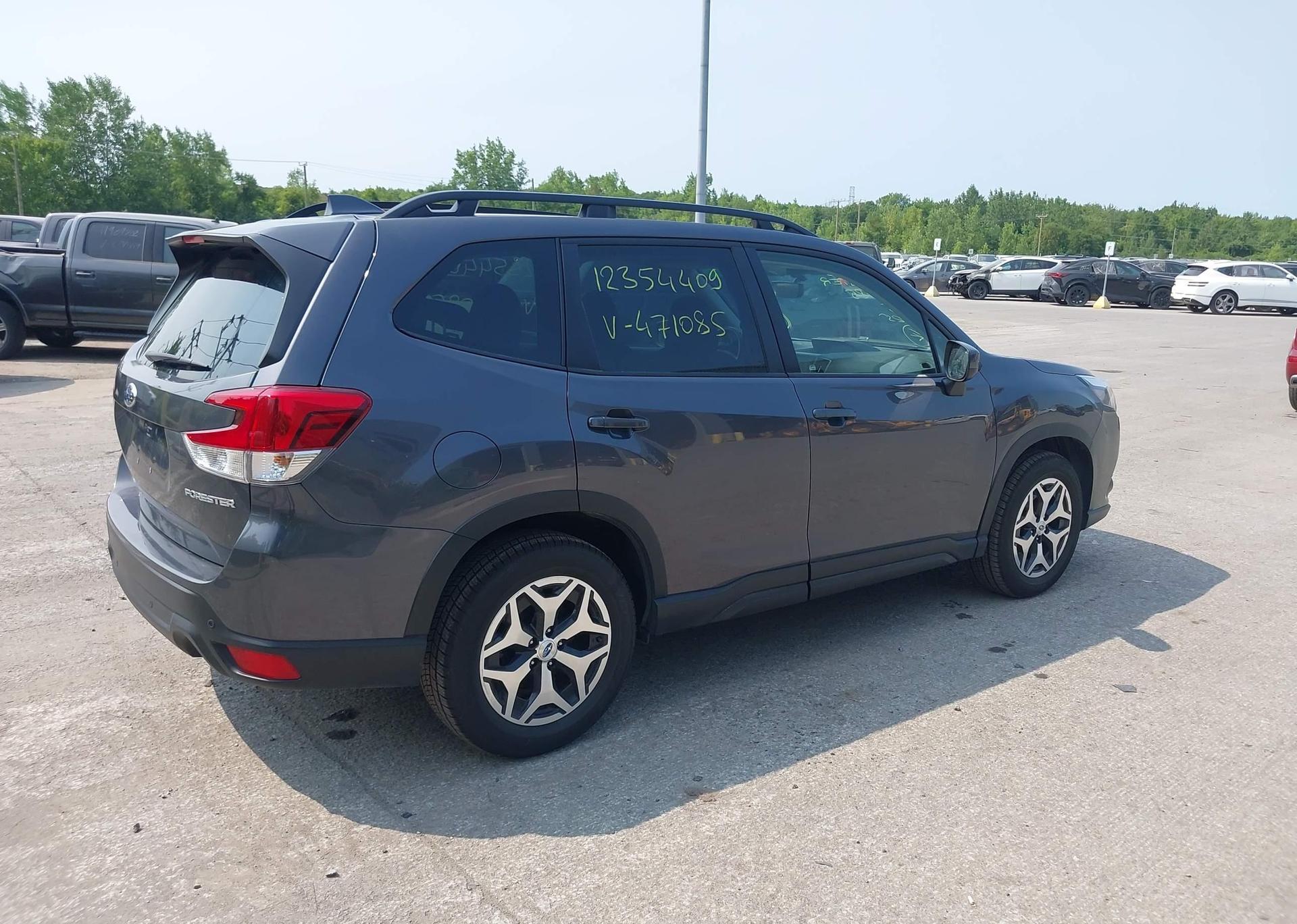 2023 SUBARU FORESTER PREMIUM