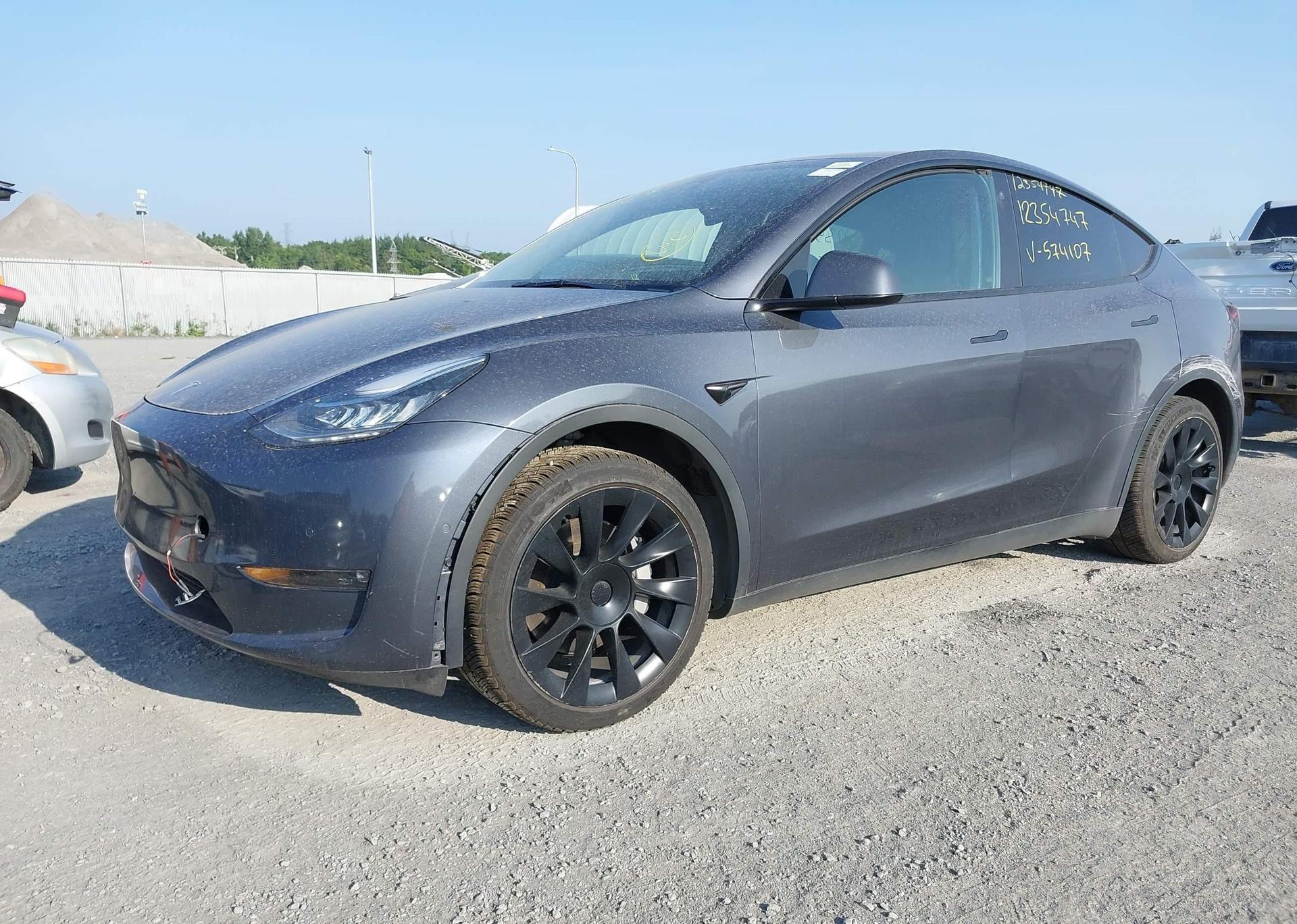 2022 TESLA MODEL Y LONG RANGE