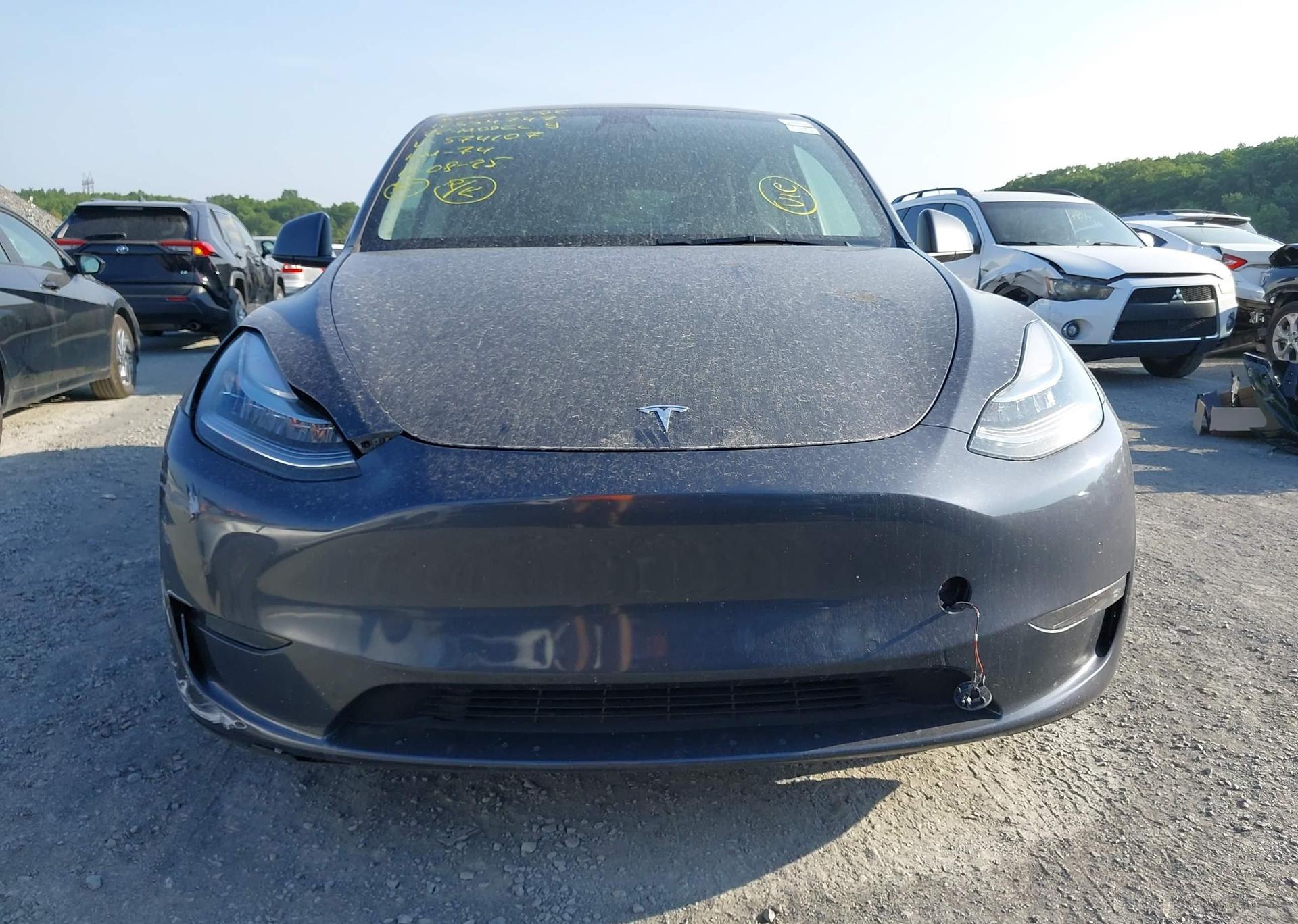 2022 TESLA MODEL Y LONG RANGE