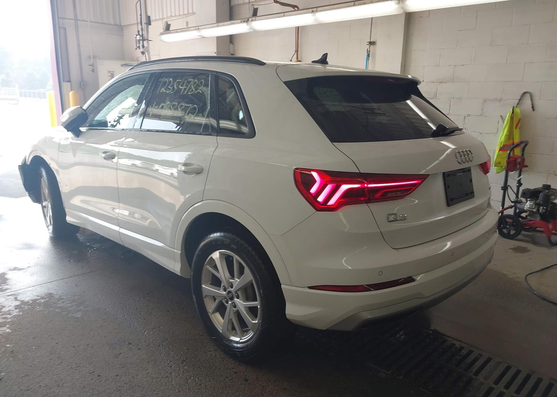 2024 AUDI Q3 PREMIUM 40