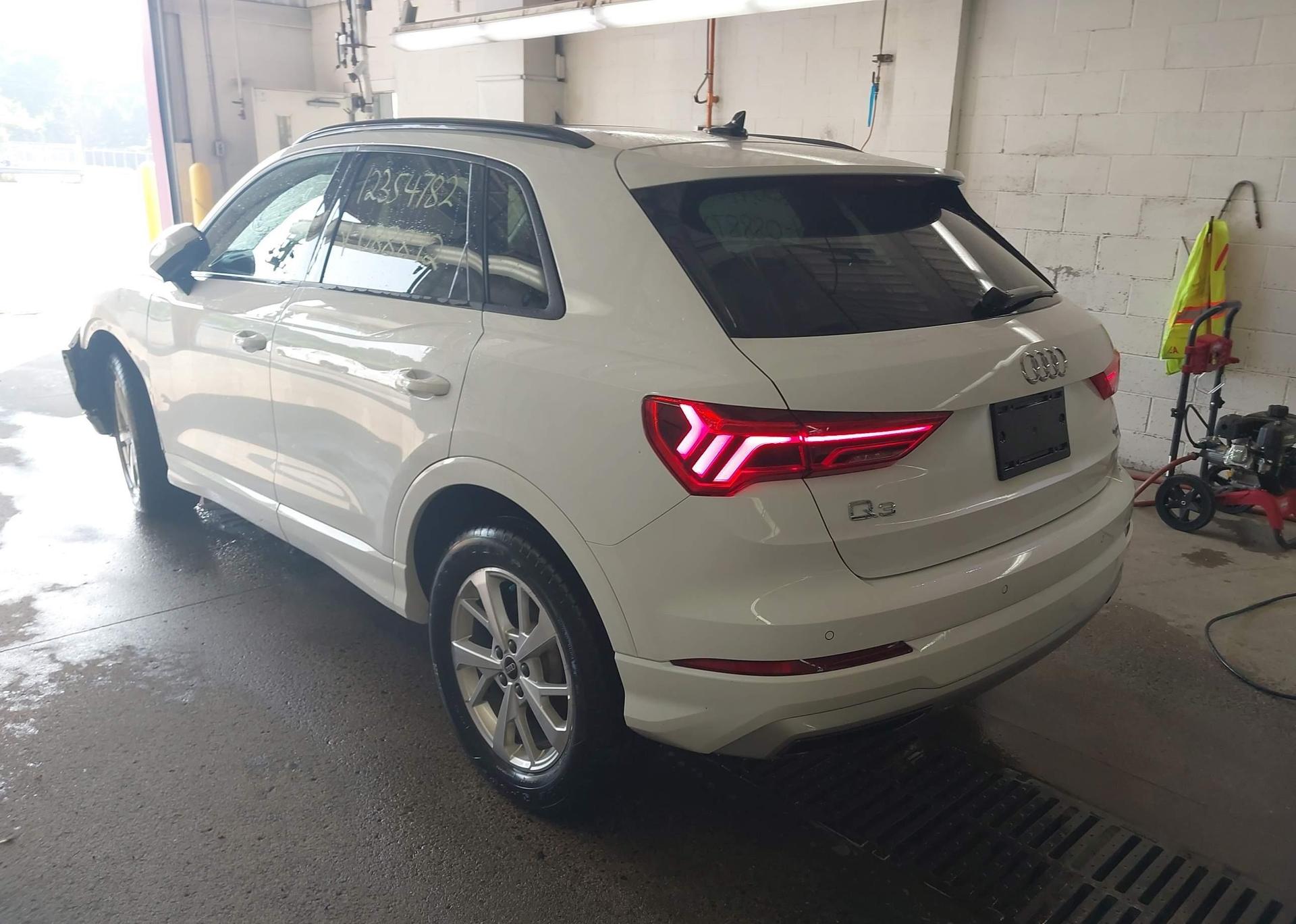 2024 AUDI Q3 PREMIUM 40