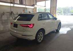 2024 AUDI Q3 PREMIUM 40