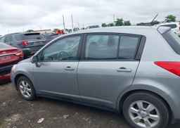 2011 NISSAN VERSA 1.8SL