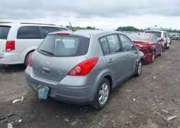 2011 NISSAN VERSA 1.8SL
