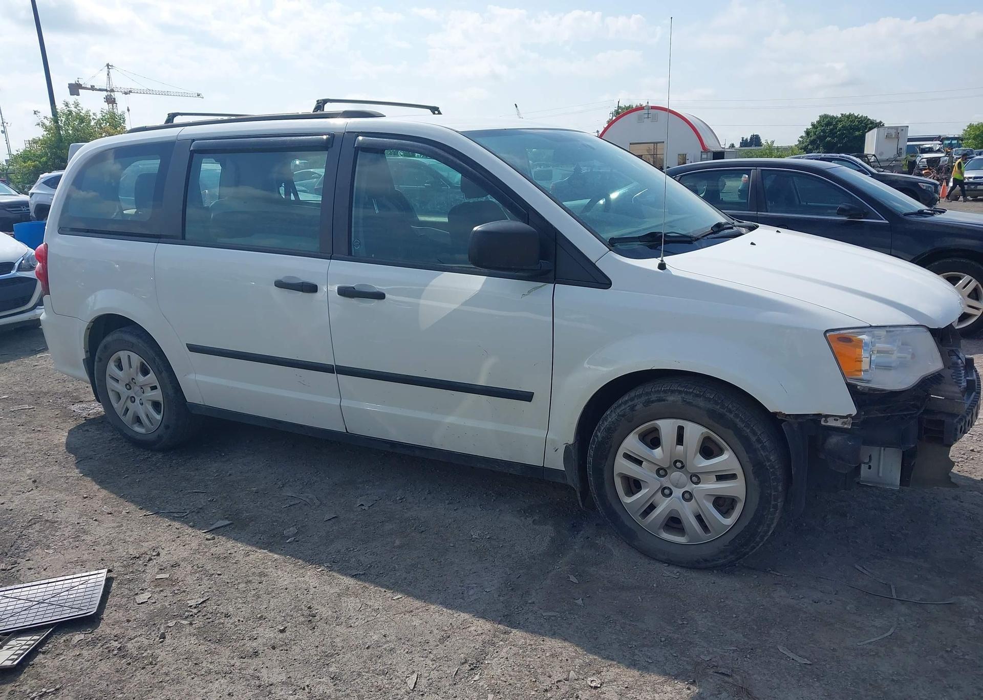 2015 DODGE GRAND CARAVAN SE