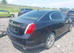 2011 LINCOLN MKS