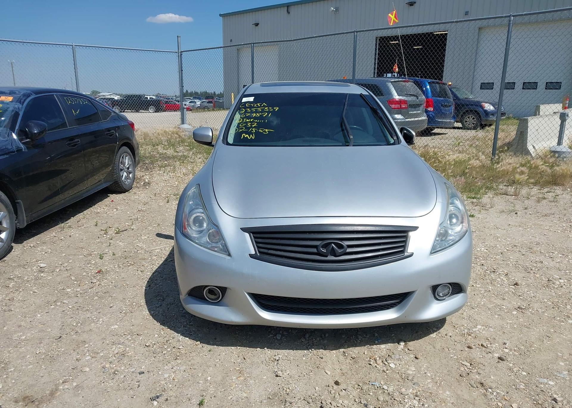 2012 INFINITI G37