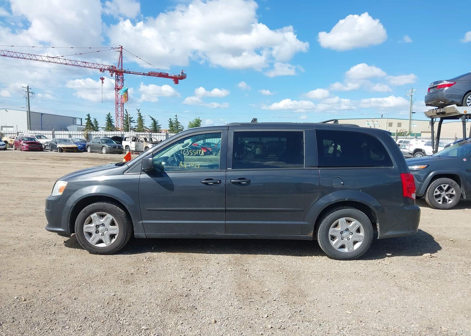 2012 DODGE GRAND CARAVAN SE