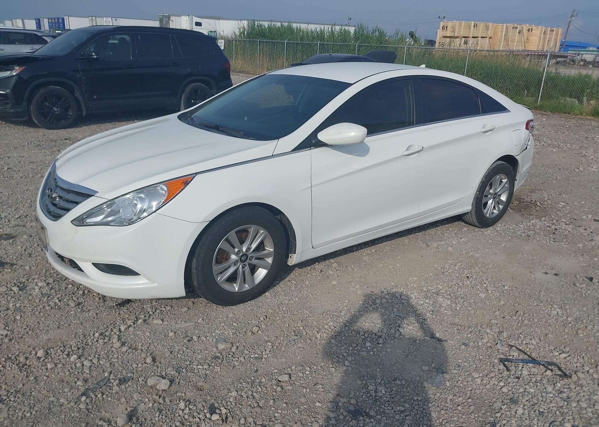 2013 HYUNDAI SONATA GL