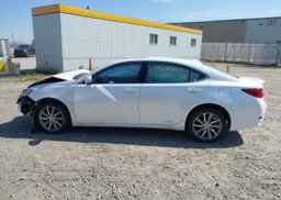 2016 LEXUS ES 300H