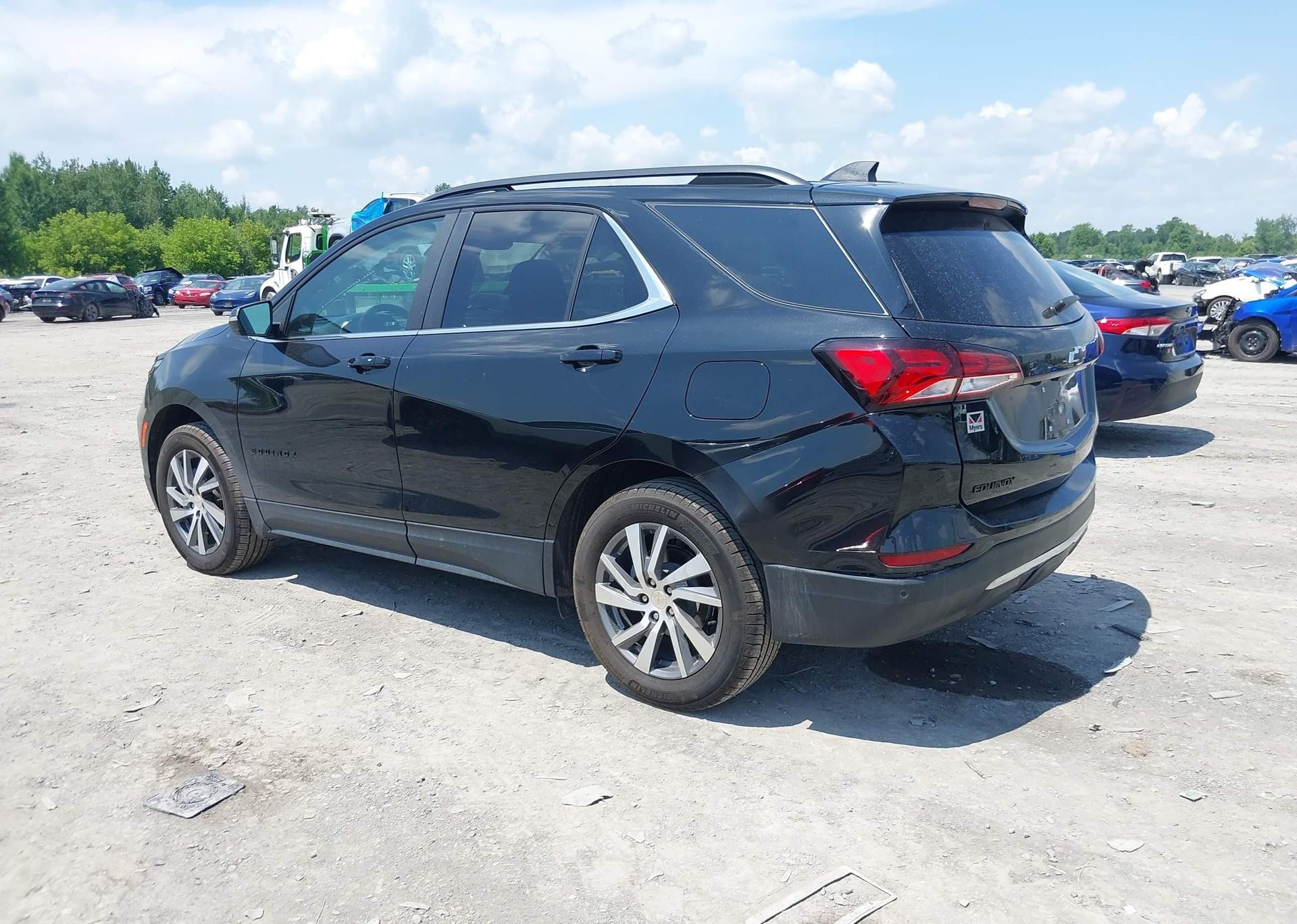 2022 CHEVROLET EQUINOX LT
