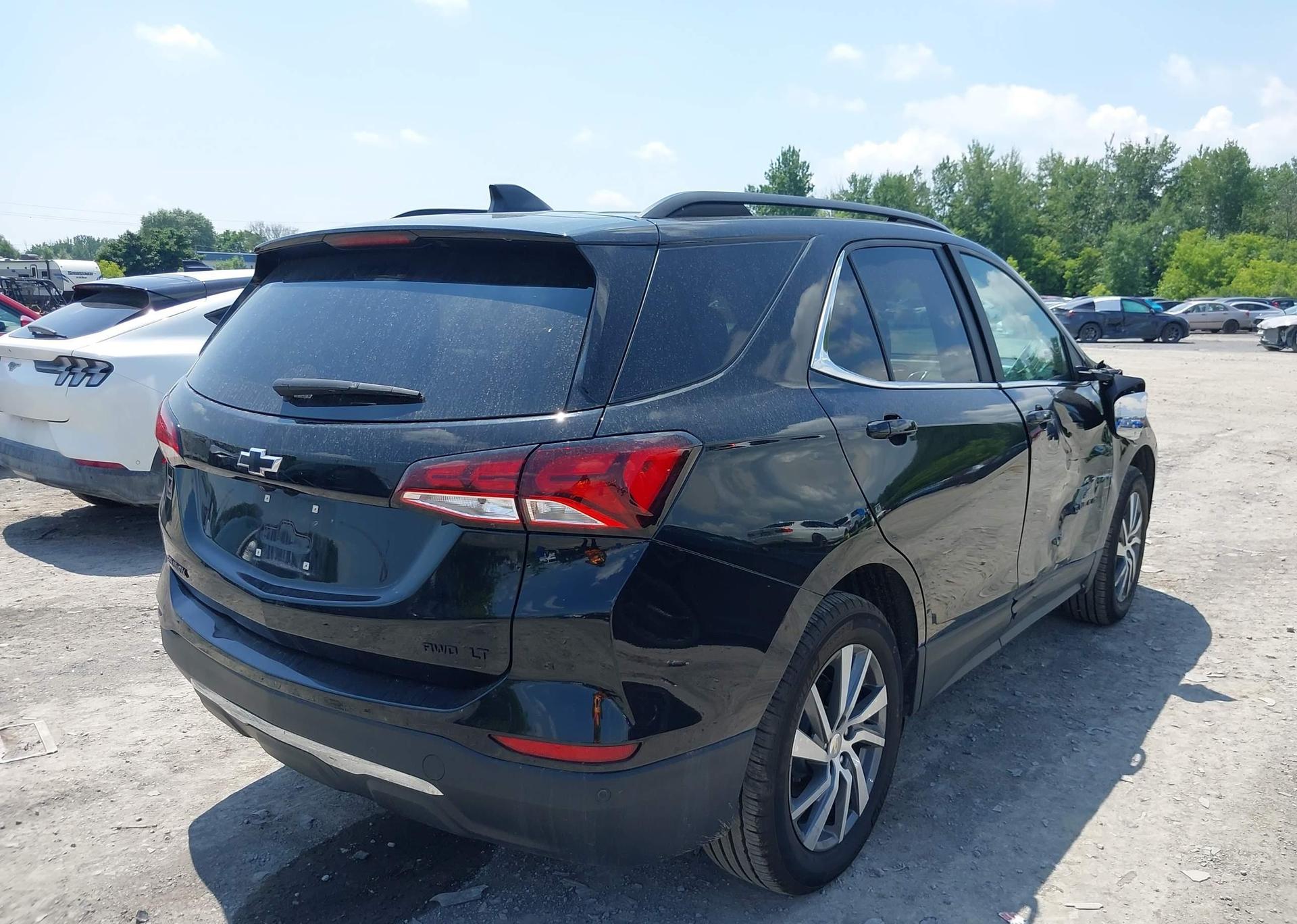 2022 CHEVROLET EQUINOX LT