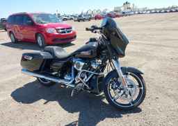 2025 HARLEY-DAVIDSON FLHX