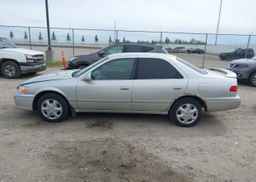 2000 TOYOTA CAMRY CE