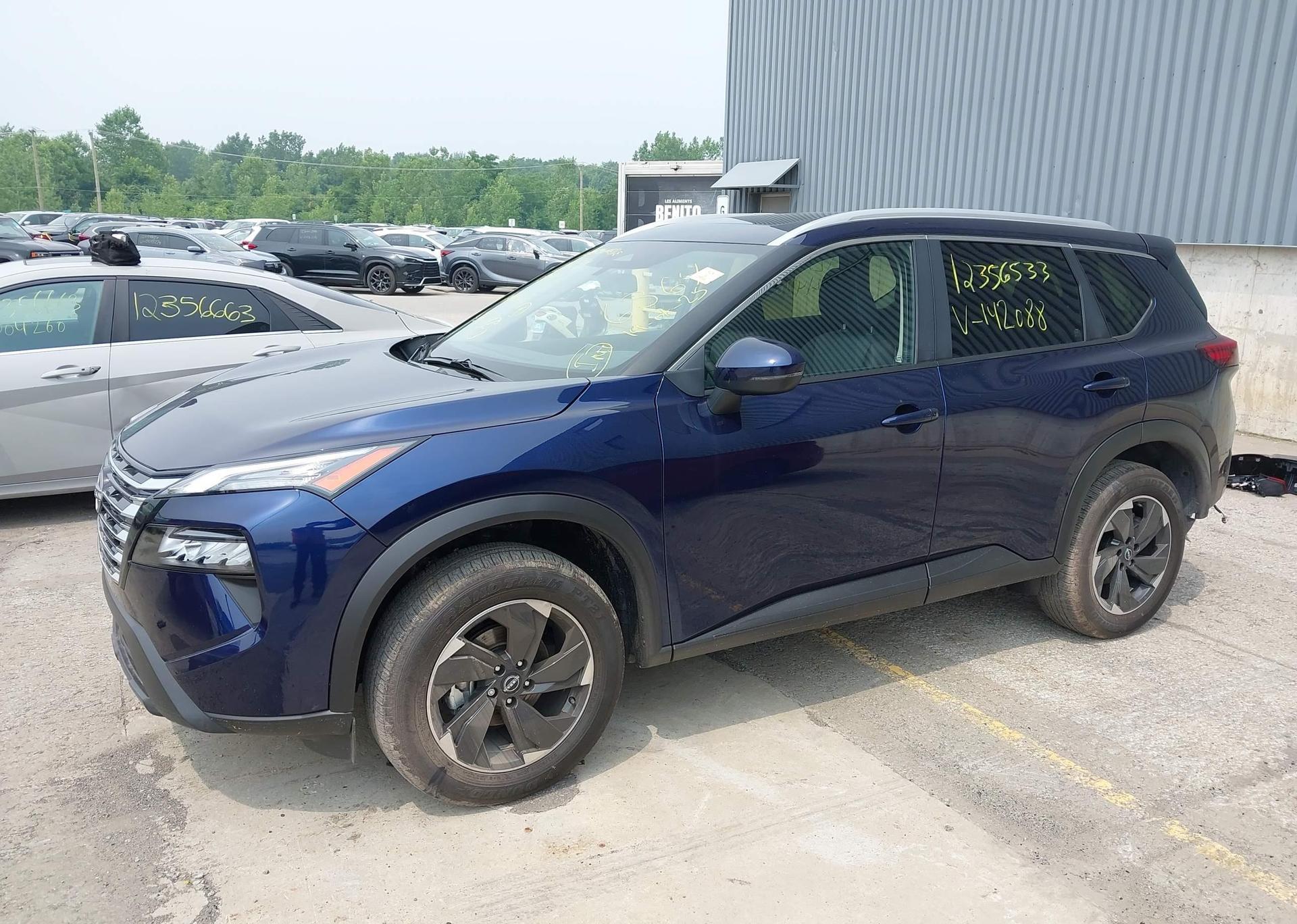 2025 NISSAN ROGUE SV