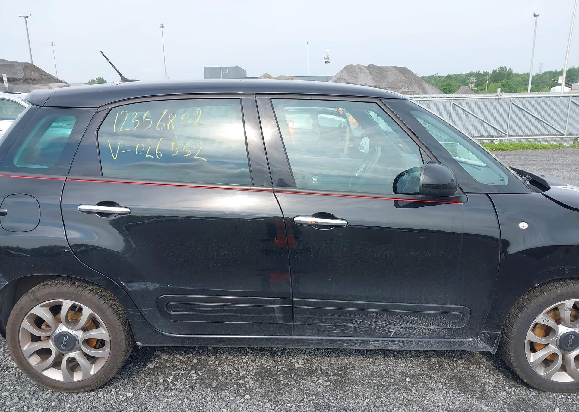 2014 FIAT 500L SPORT