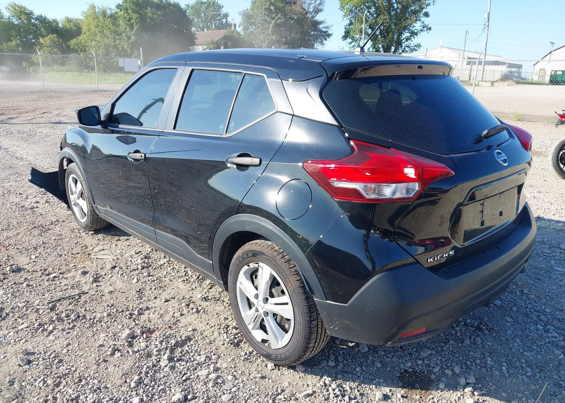 2019 NISSAN KICKS S