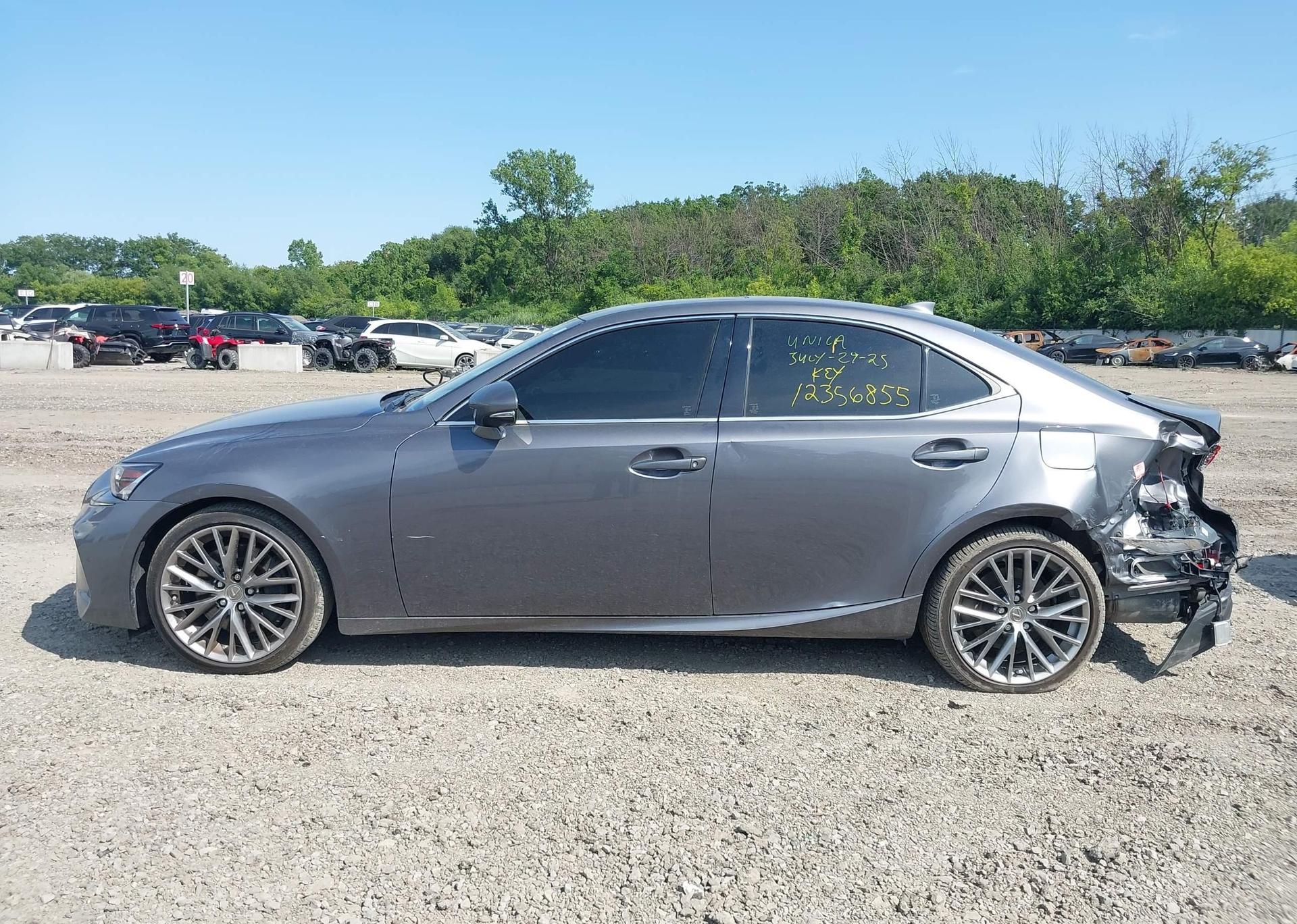 2019 LEXUS IS 300
