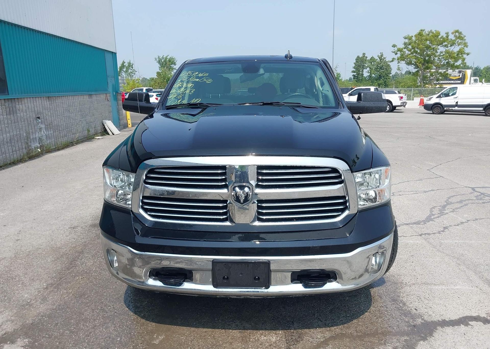 2022 RAM 1500 CLASSIC SLT