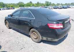 2011 TOYOTA CAMRY