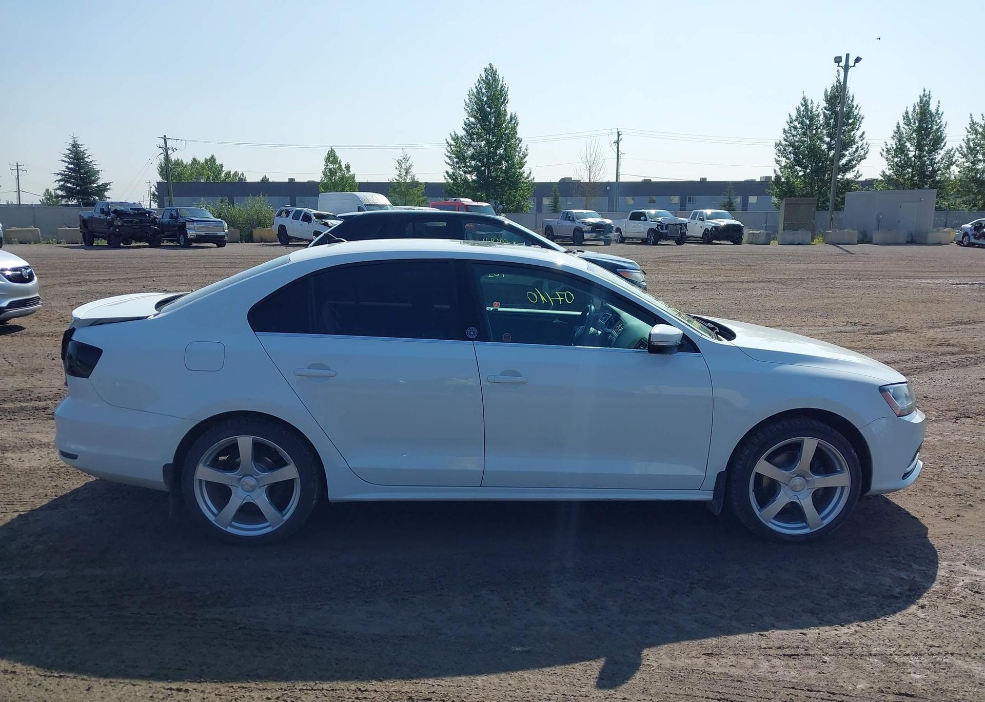 2017 VOLKSWAGEN JETTA WOLFSBURG EDITION