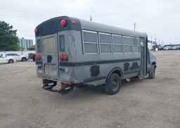2001 FORD E-350 CUTAWAY STANDARD