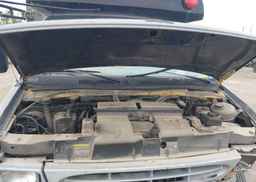 2001 FORD E-350 CUTAWAY STANDARD