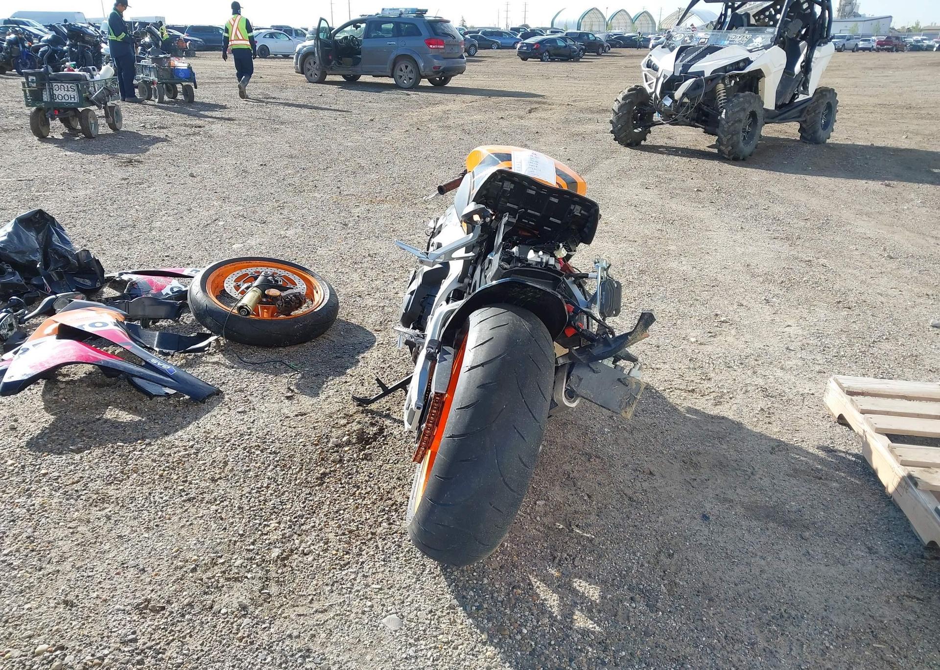 2011 HONDA CBR1000 RR