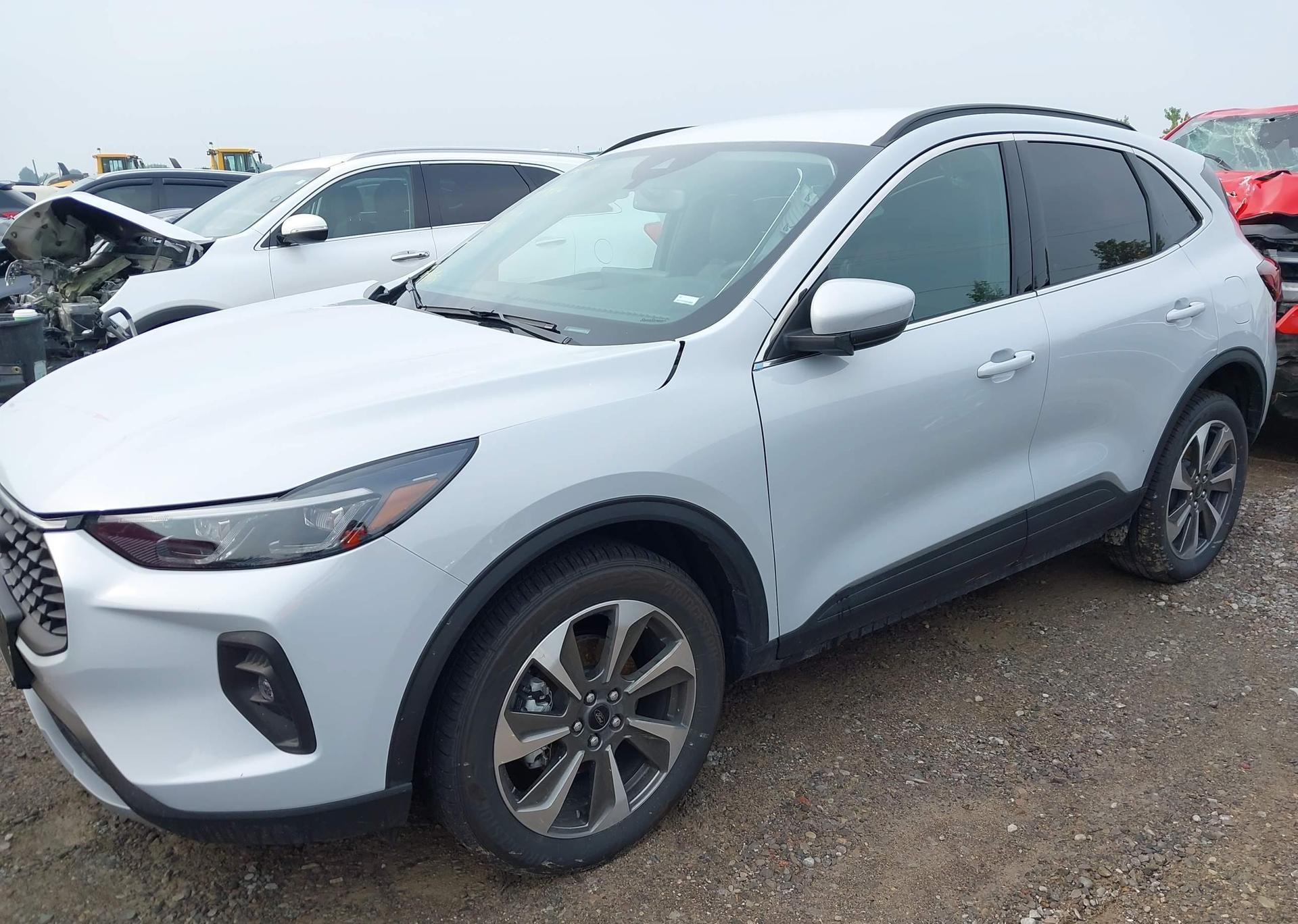2025 FORD ESCAPE PLATINUM