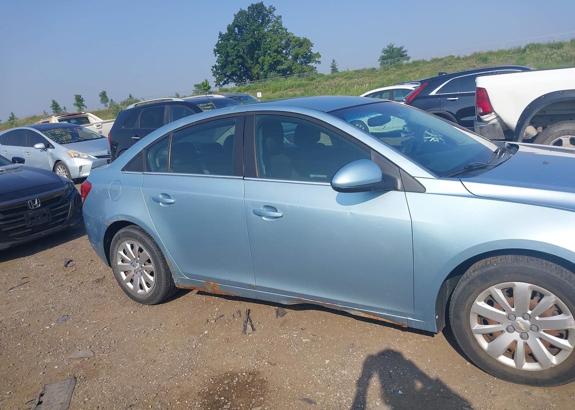 2011 CHEVROLET CRUZE LT