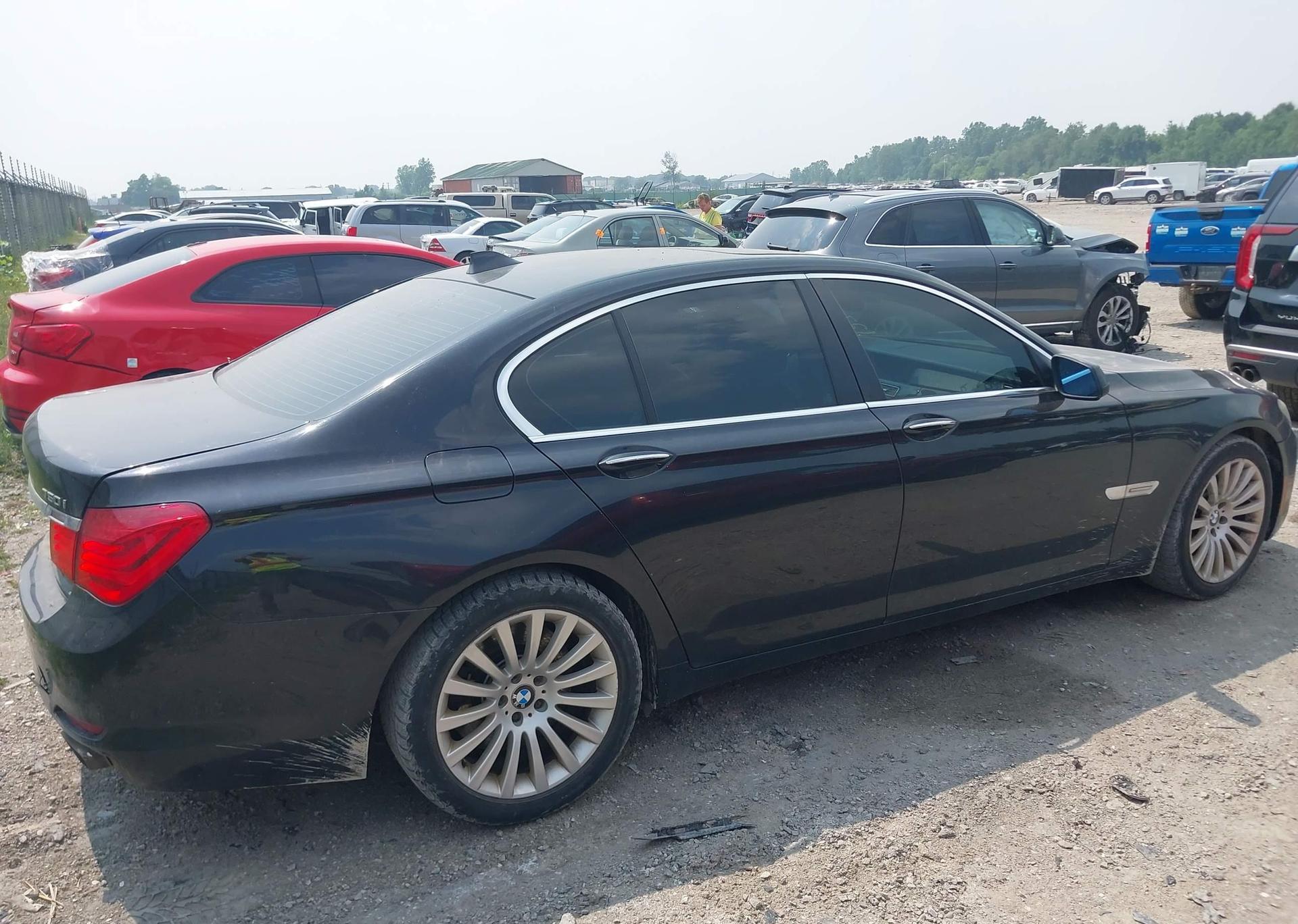 2009 BMW 750I