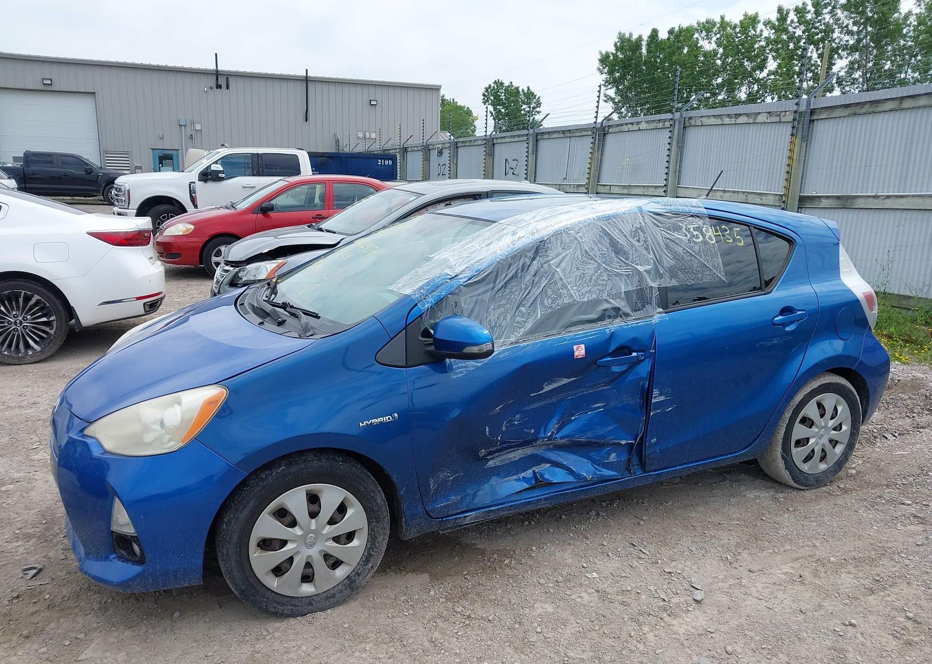 2012 TOYOTA Prius c
