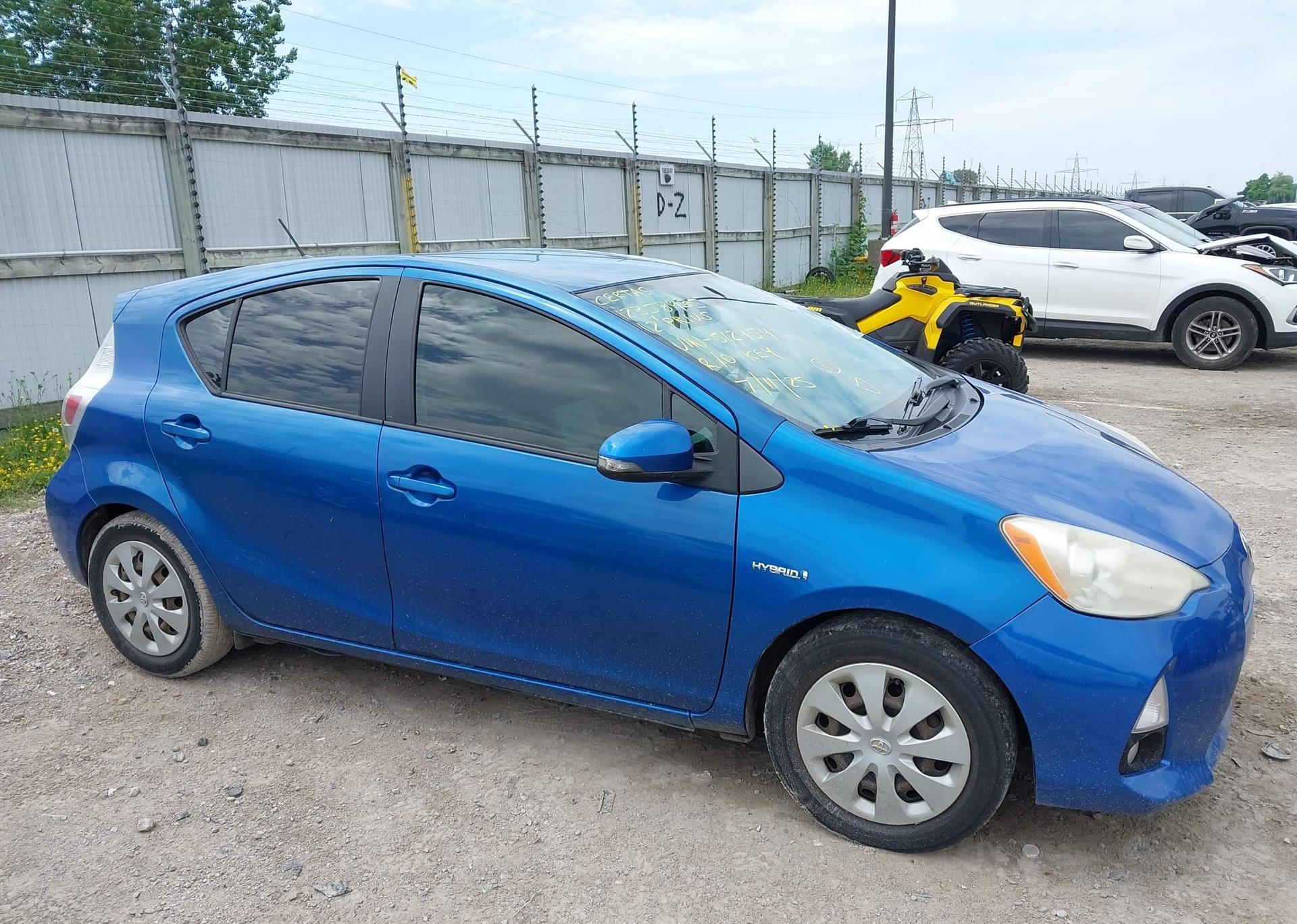 2012 TOYOTA Prius c