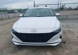 2022 HYUNDAI ELANTRA