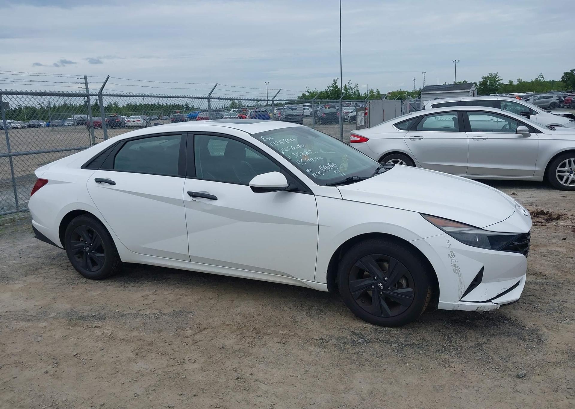 2022 HYUNDAI ELANTRA