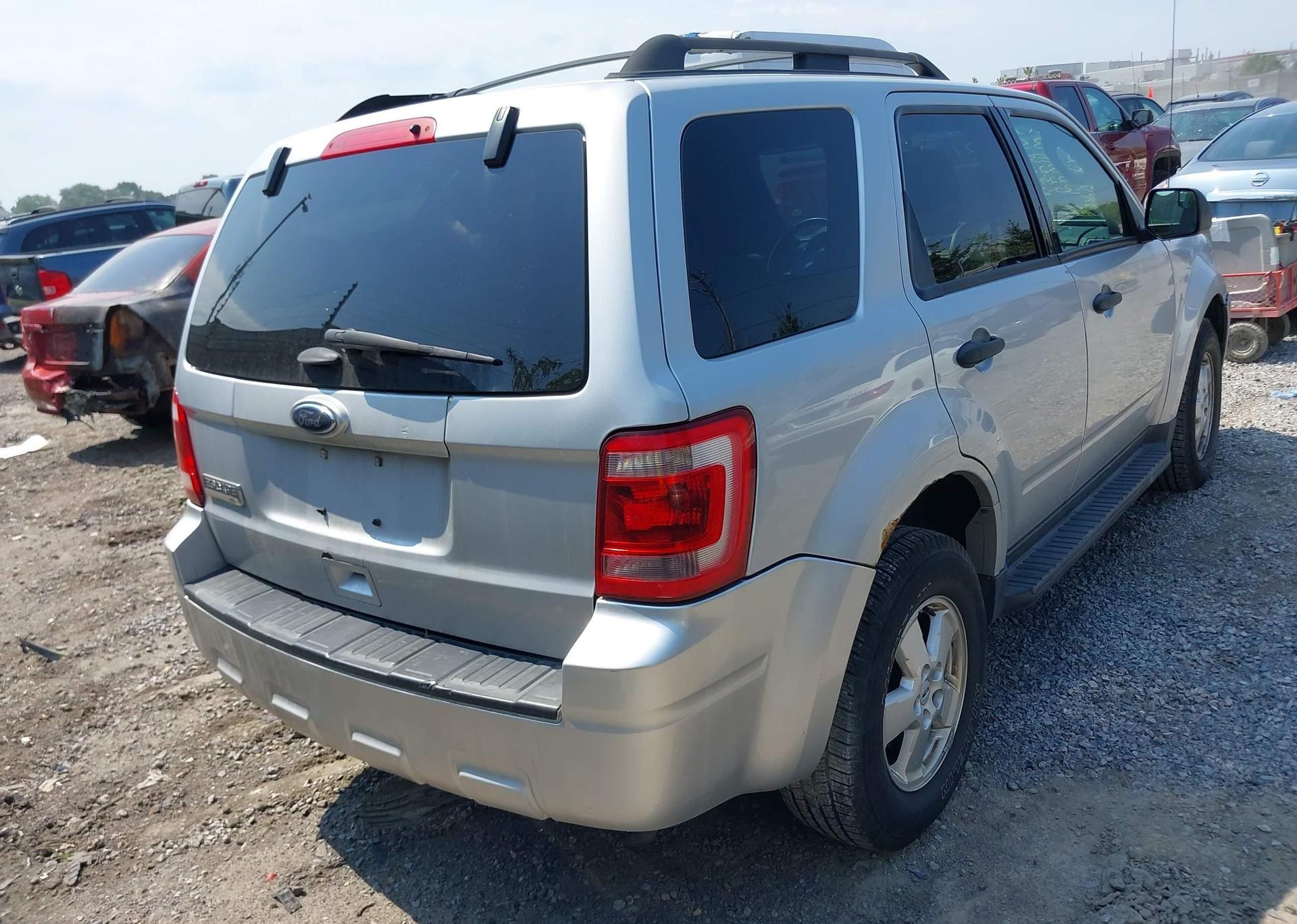 2012 FORD ESCAPE XLT