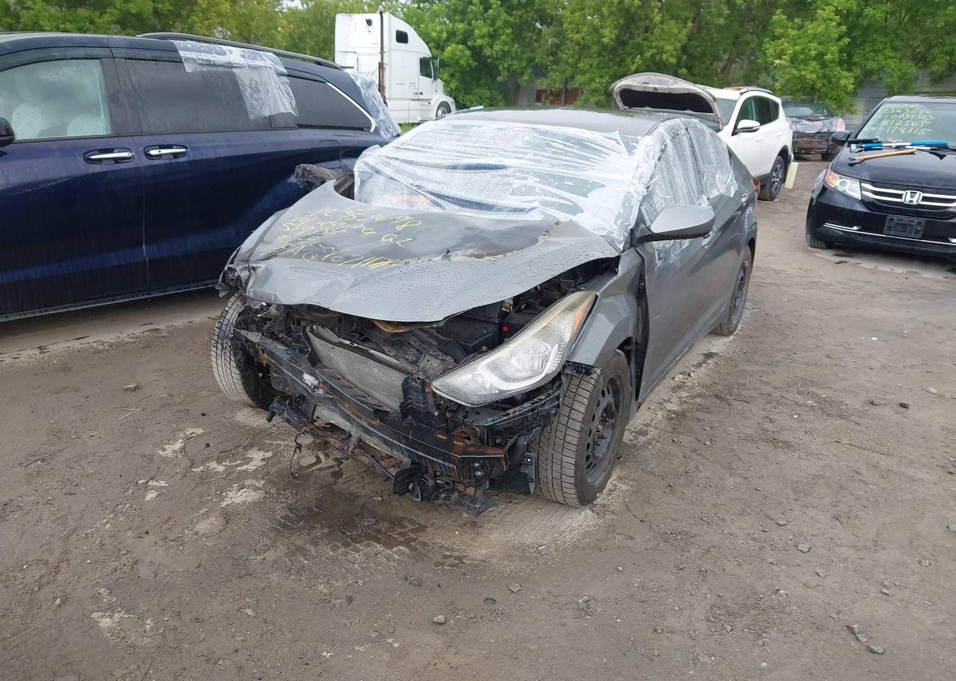 2014 HYUNDAI ELANTRA GL