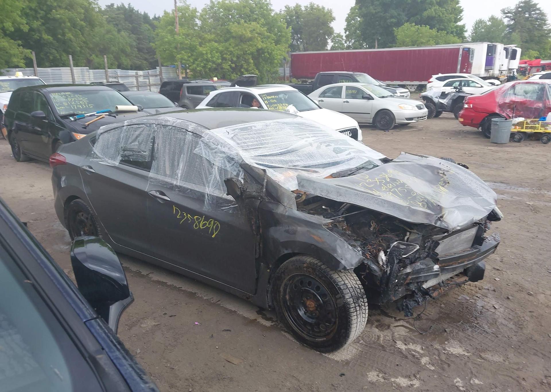 2014 HYUNDAI ELANTRA GL