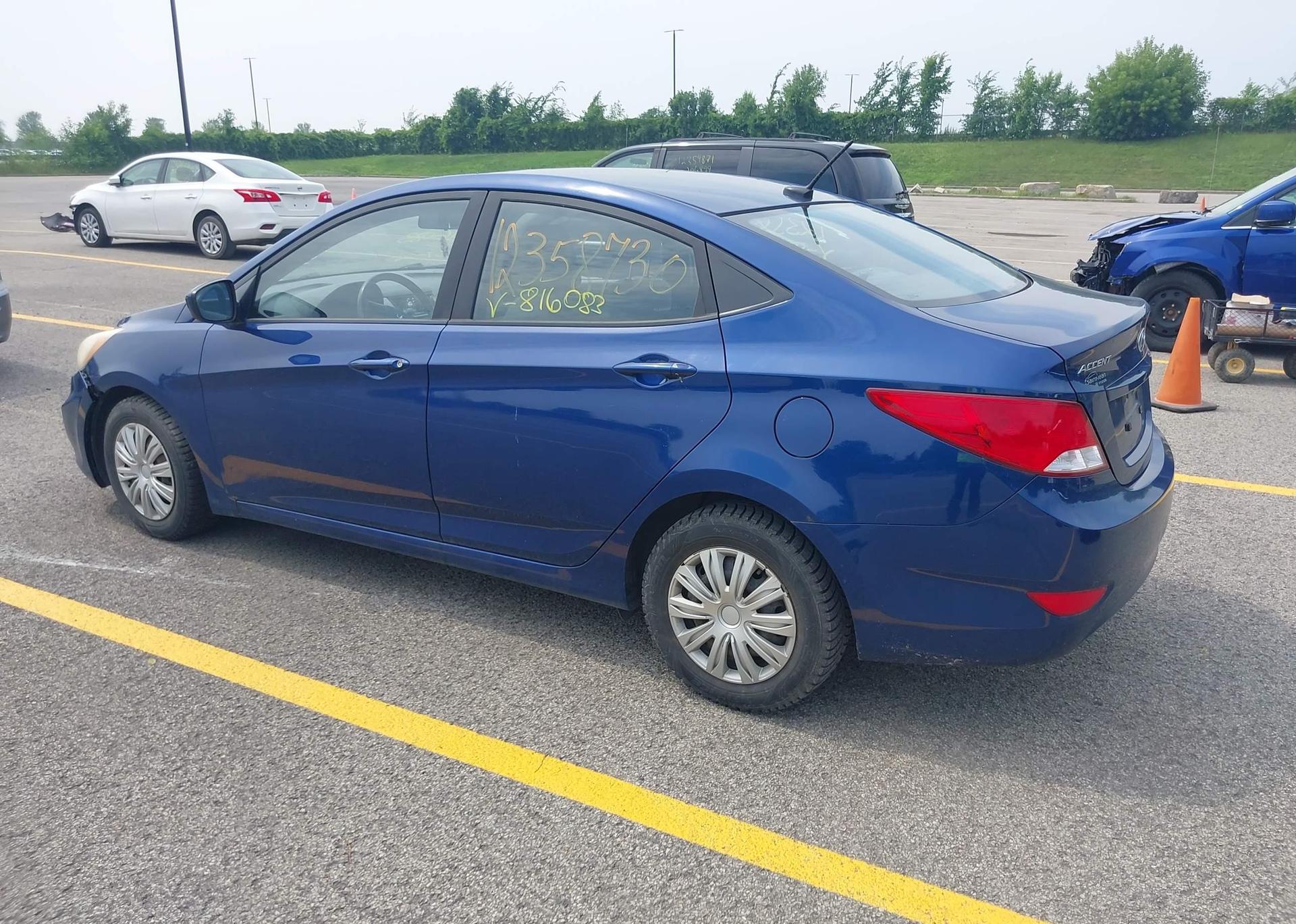 2015 HYUNDAI ACCENT