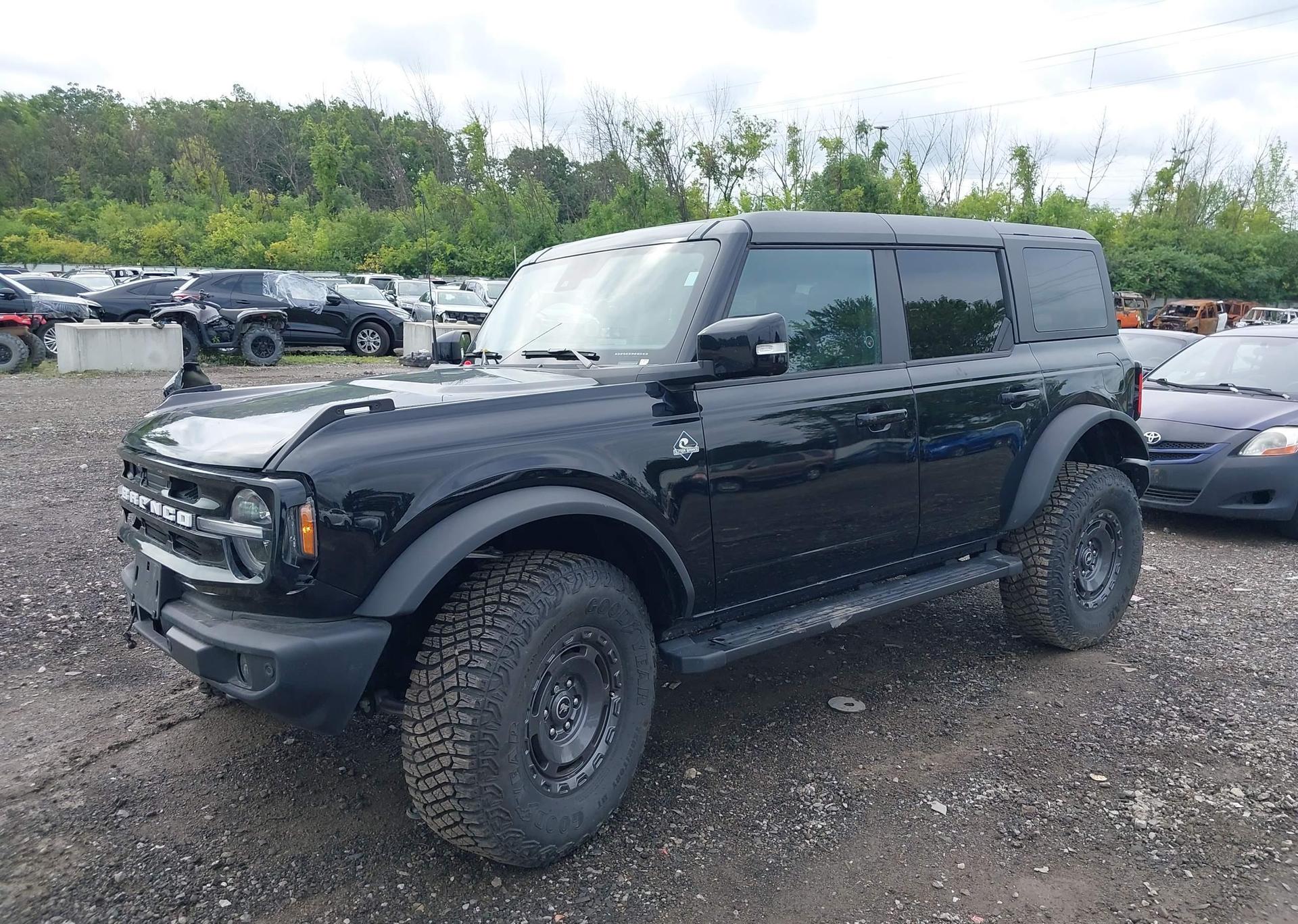 2024 FORD BRONCO OUTER BANKS