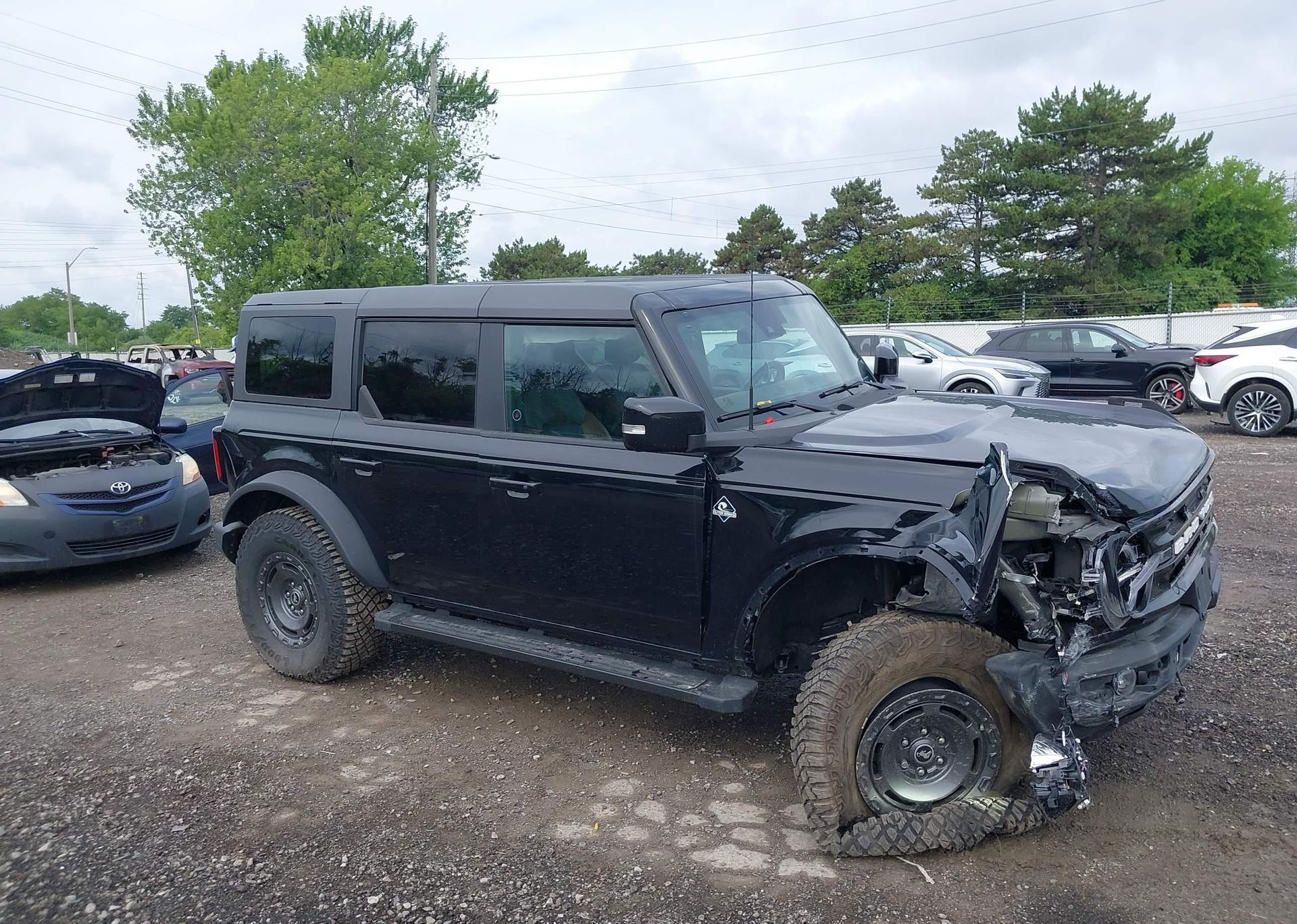 2024 FORD BRONCO OUTER BANKS