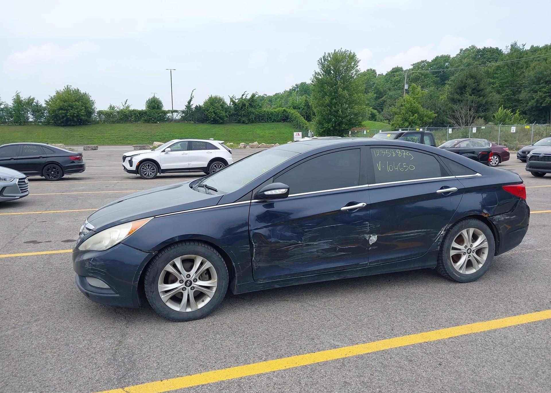 2011 HYUNDAI SONATA LIMITED