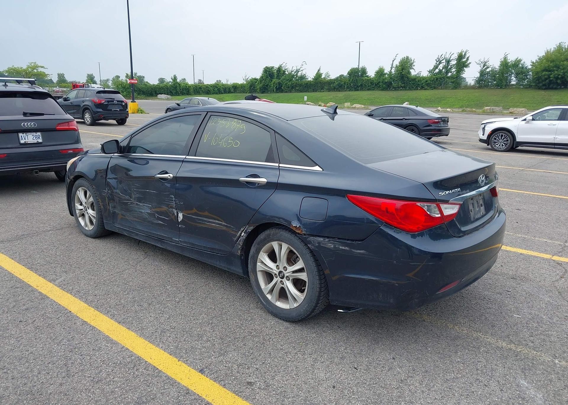 2011 HYUNDAI SONATA LIMITED