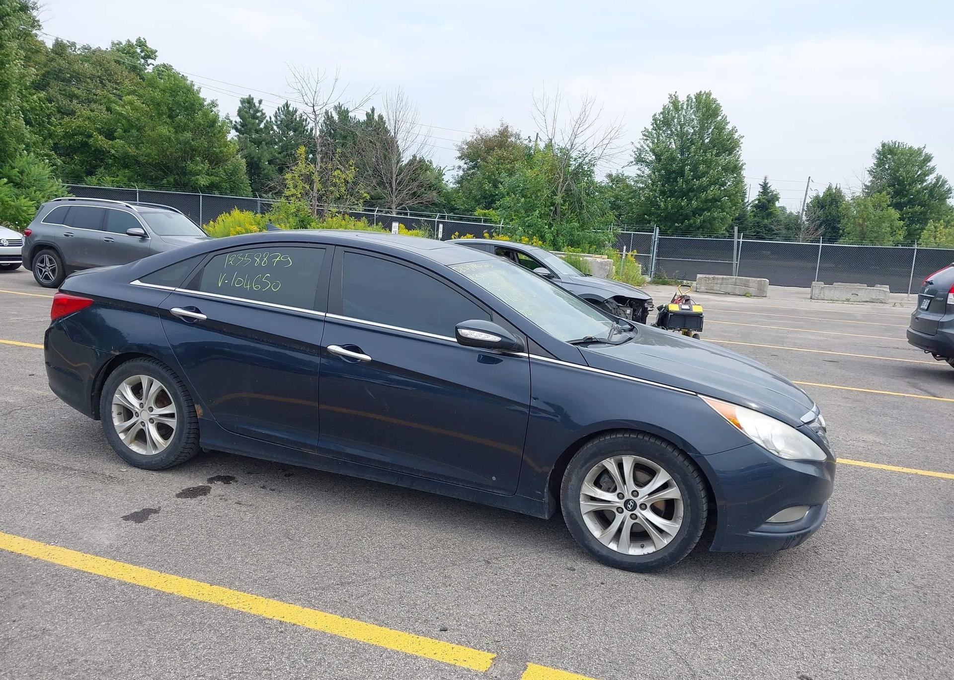 2011 HYUNDAI SONATA LIMITED