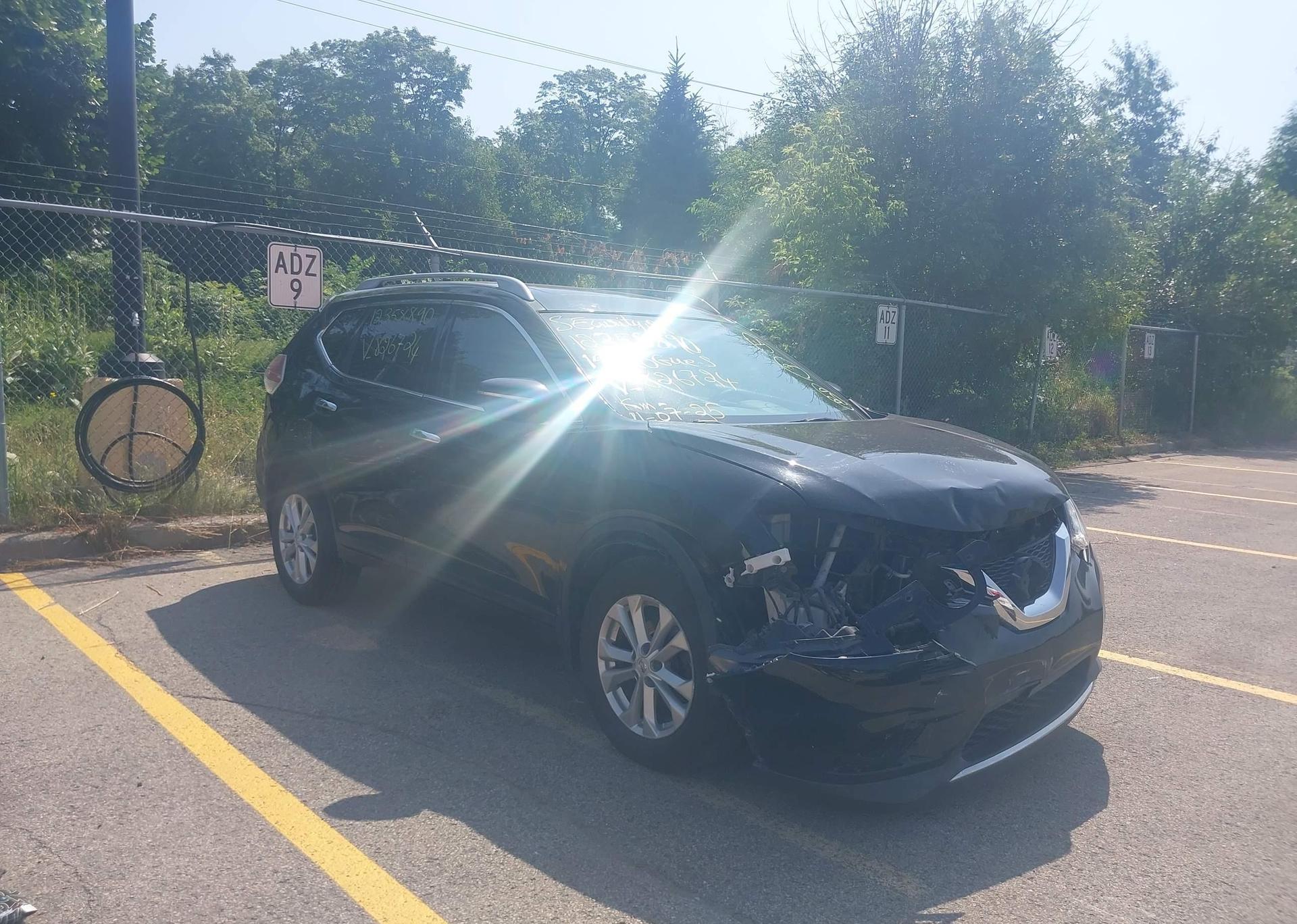 2015 NISSAN ROGUE S