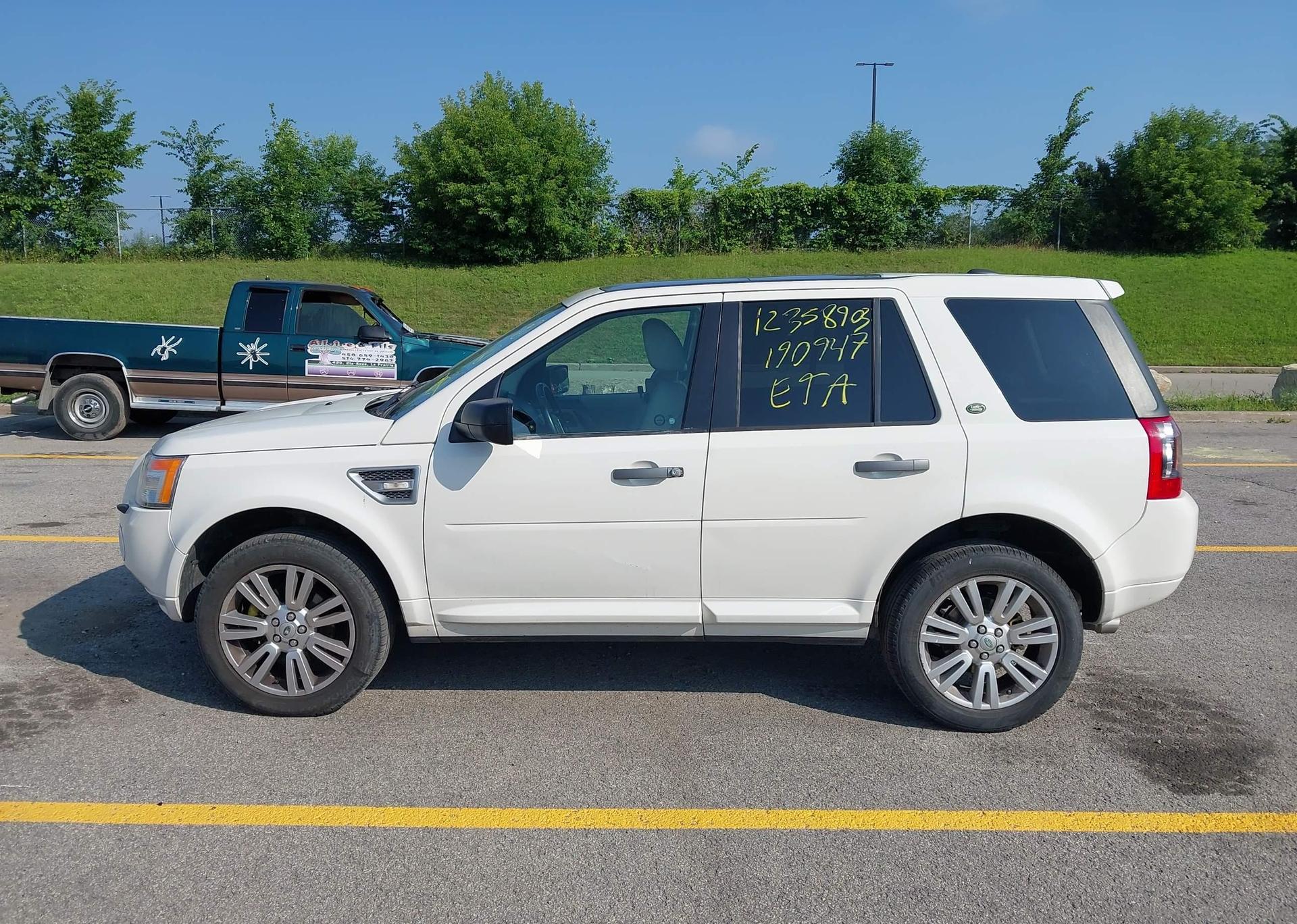 2010 LAND ROVER LR2
