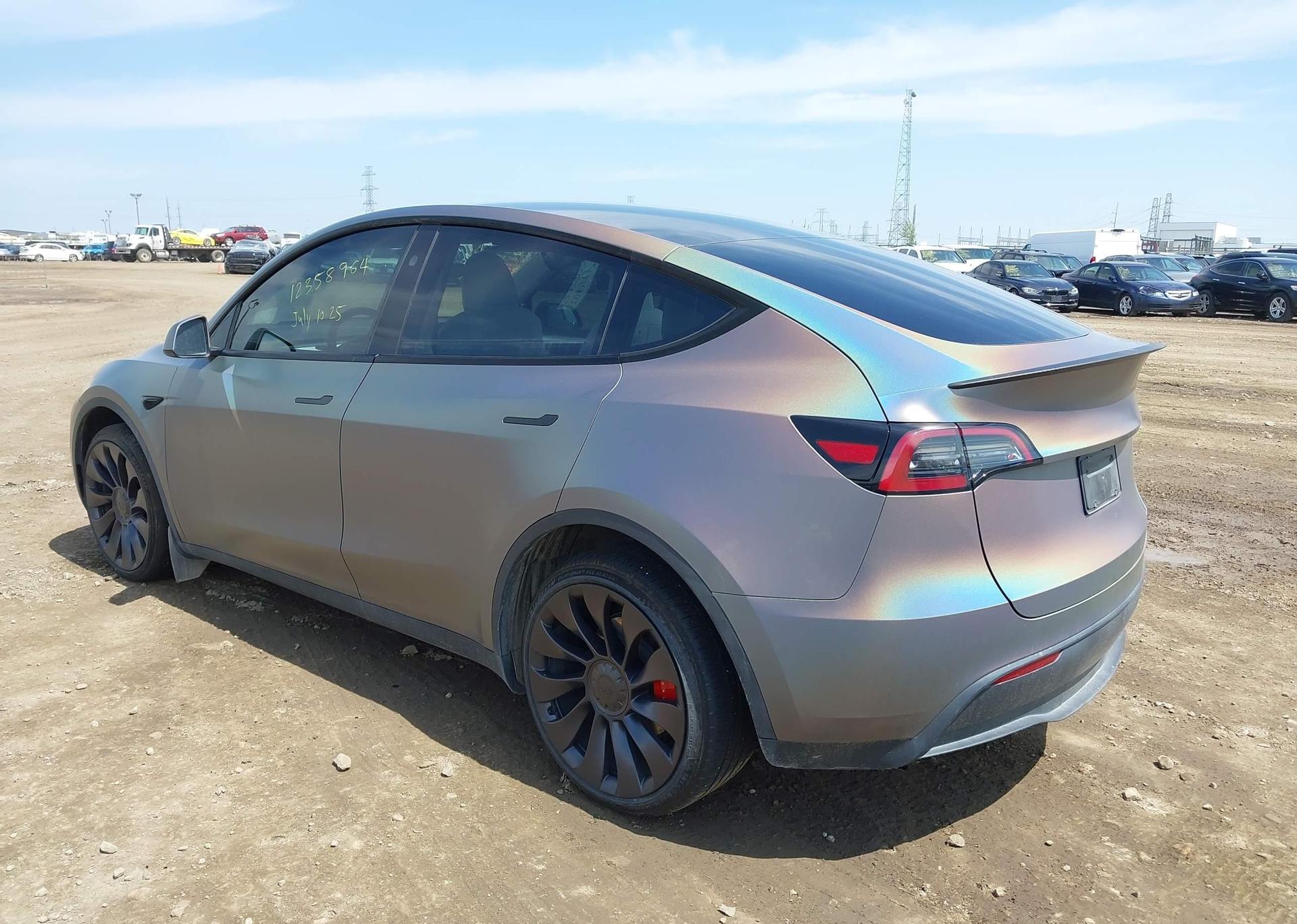 2024 TESLA MODEL Y PERFORMANCE