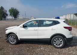 2020 NISSAN QASHQAI S