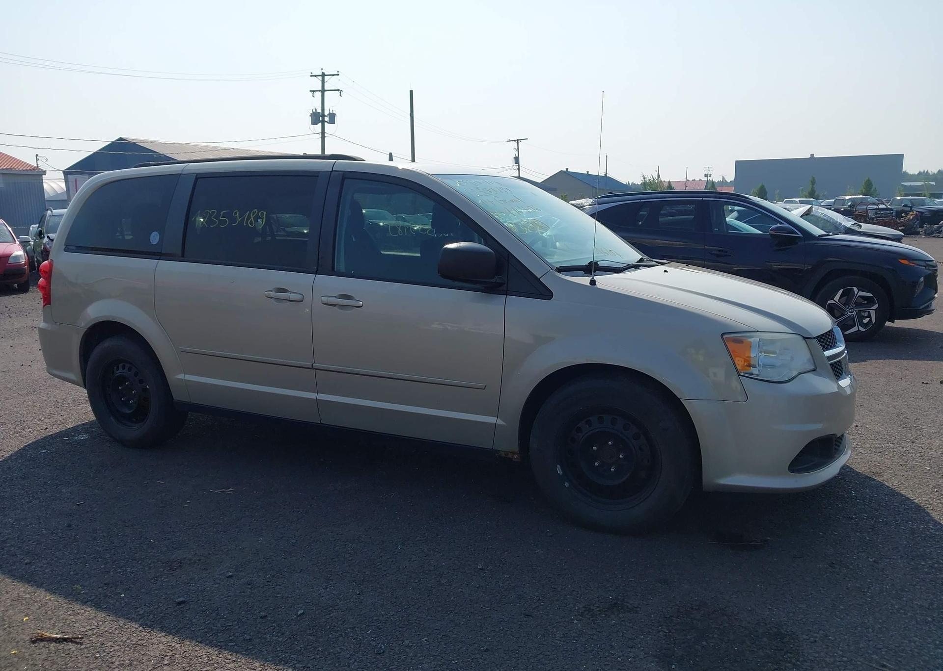 2014 DODGE GRAND CARAVAN SE
